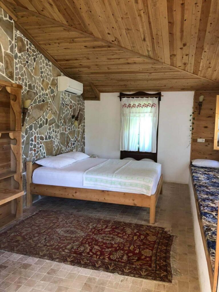 5yeni_tas_oda_olympos